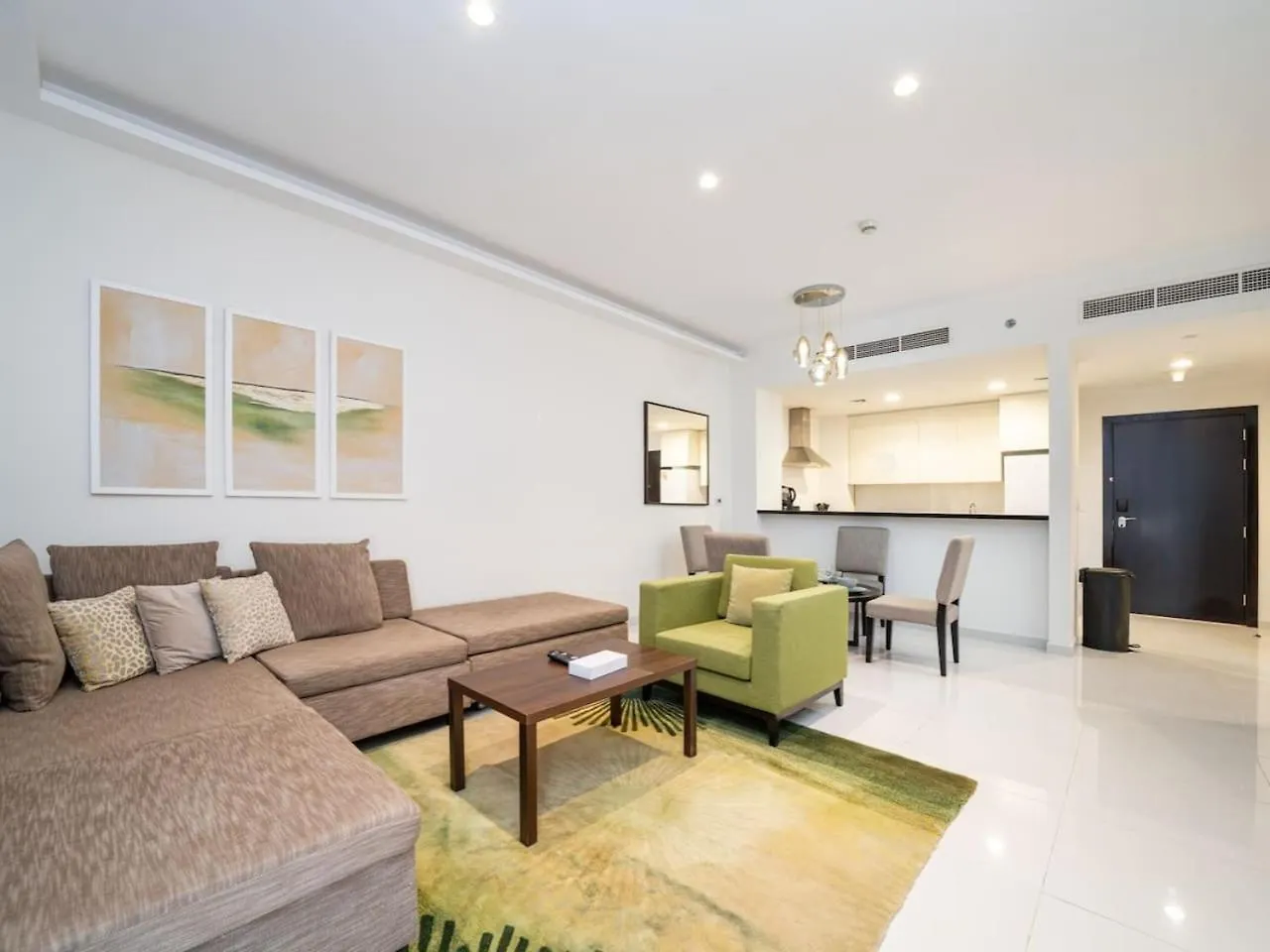 Modern 1-Bed Retreat In Celestia, Dubai South Apartment